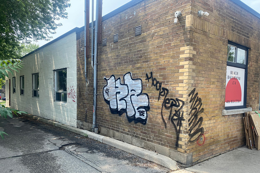 Graffitti Before